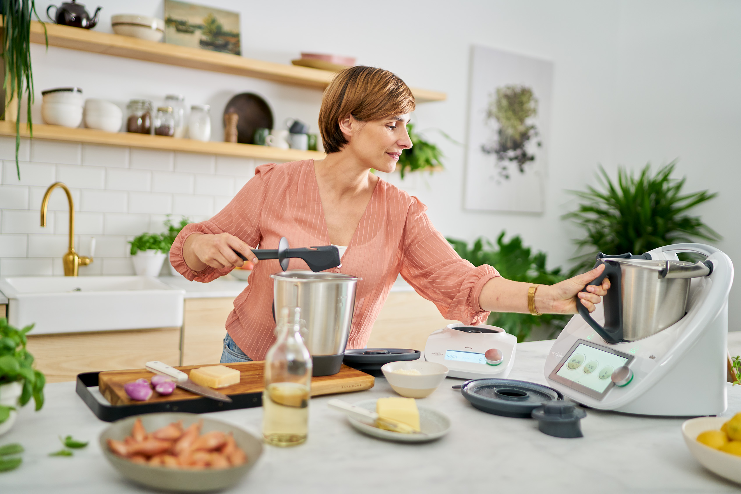 Bimby TM6  Il nuovo prodotto per la cucina